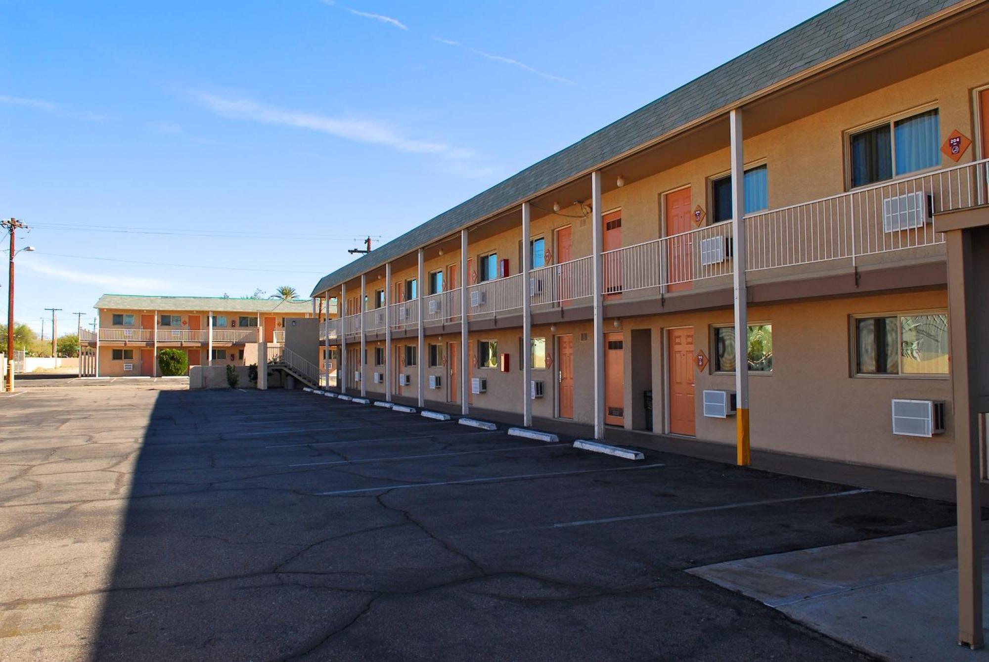 Stone Inn Extended Stay U Of A Tucson Exterior foto