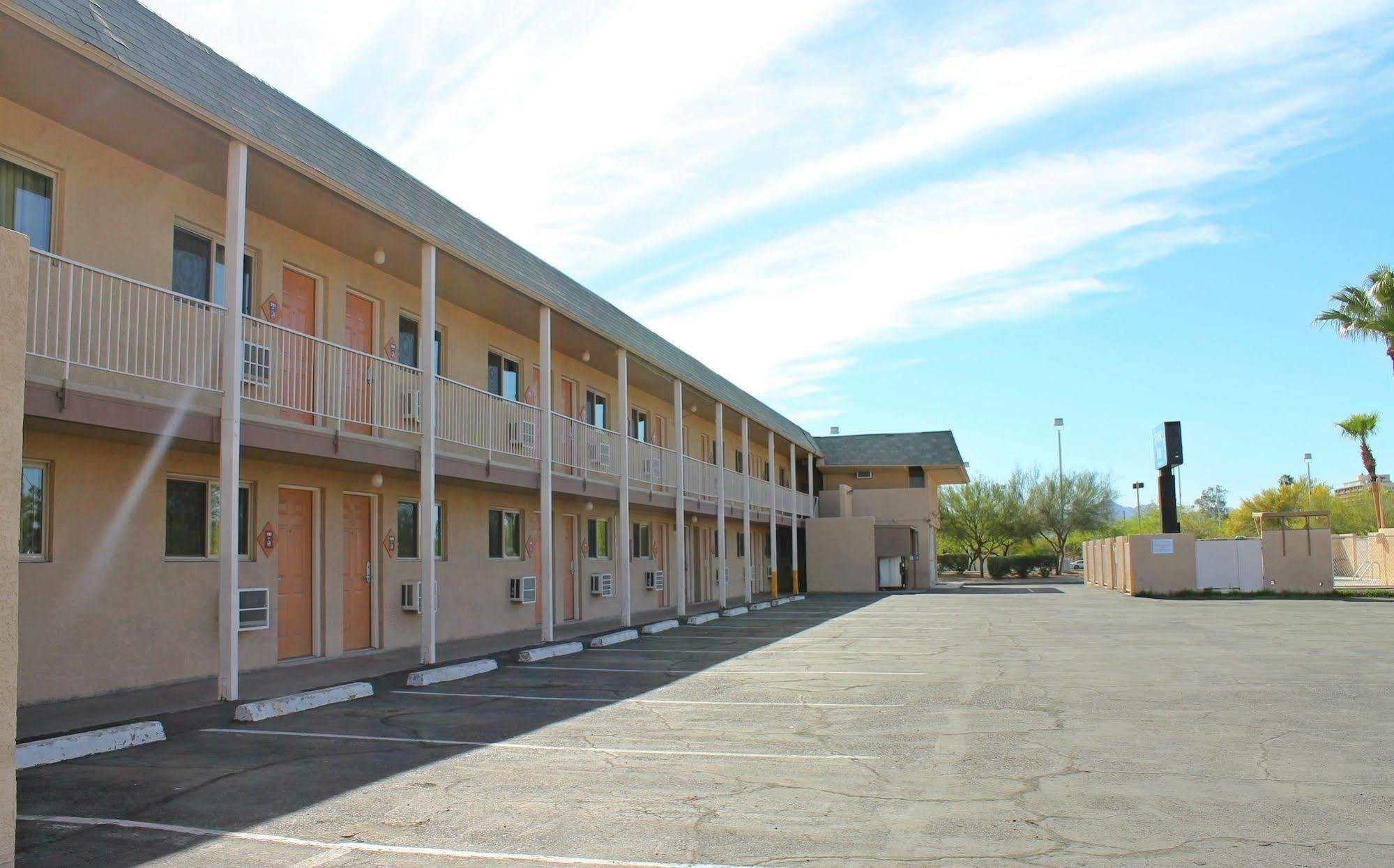 Stone Inn Extended Stay U Of A Tucson Exterior foto